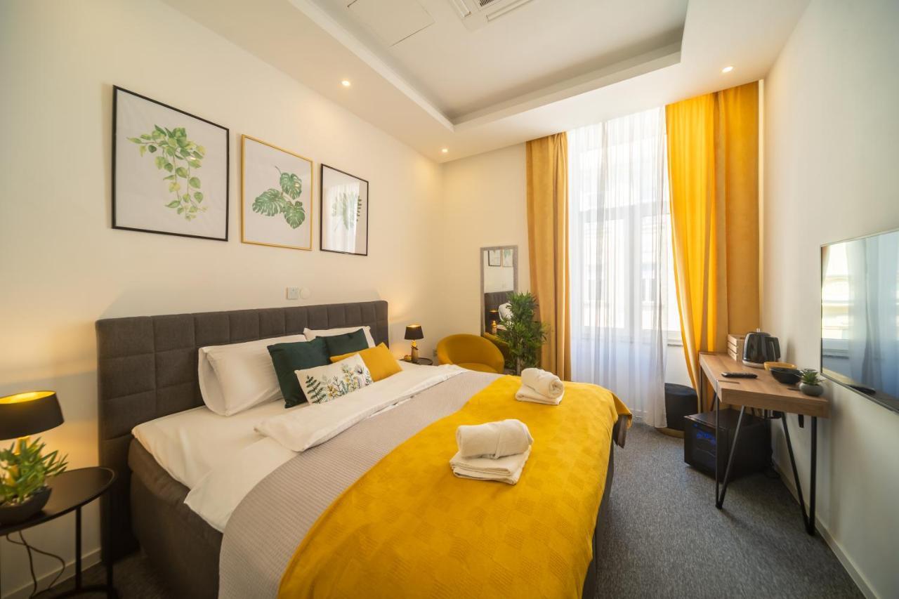 Elenas Rooms & Apartment Zagreb Eksteriør bilde
